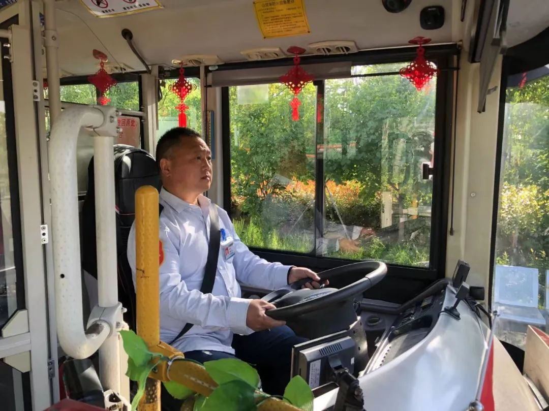 公交集团驾驶员程光跃荣获徐州市五一劳动奖章荣誉称号